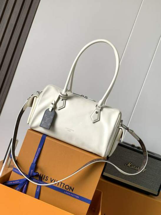 Picture of Louis Vuitton Handbags _SKUfw242730184fw